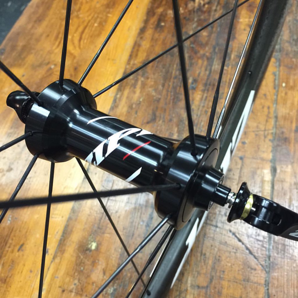 Zipp 303 2016 front hub - not as sexy but stiffer and smoother bearings