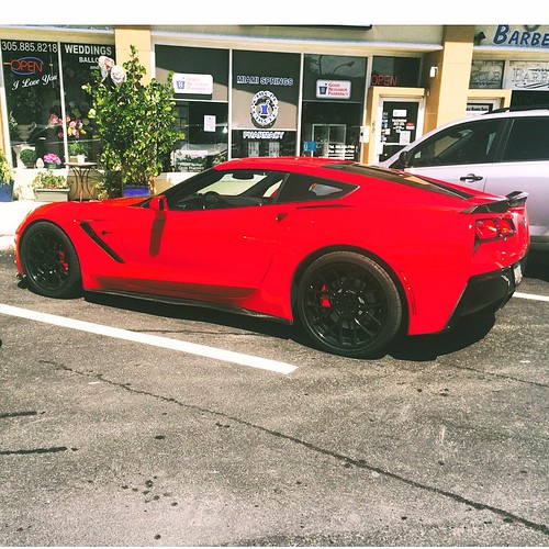 C7 Stingray on COR Precise! #concave #corwheels #corfinishing #corvette #c7 #fastcars #fastlife #miami #sexy #carporn #carstagram #carswithoutlimits #cars