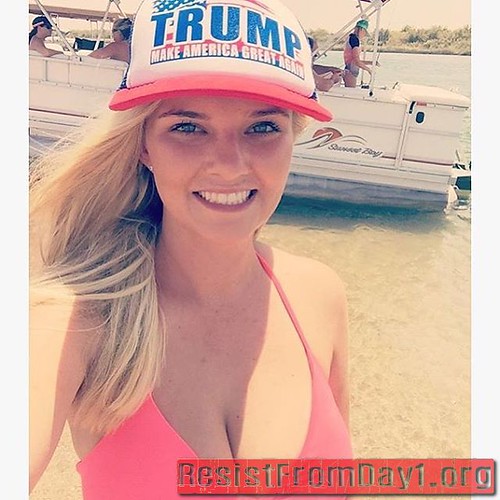 ResistFromDay1.org-trump-maga-sexy-girls-babes-0114