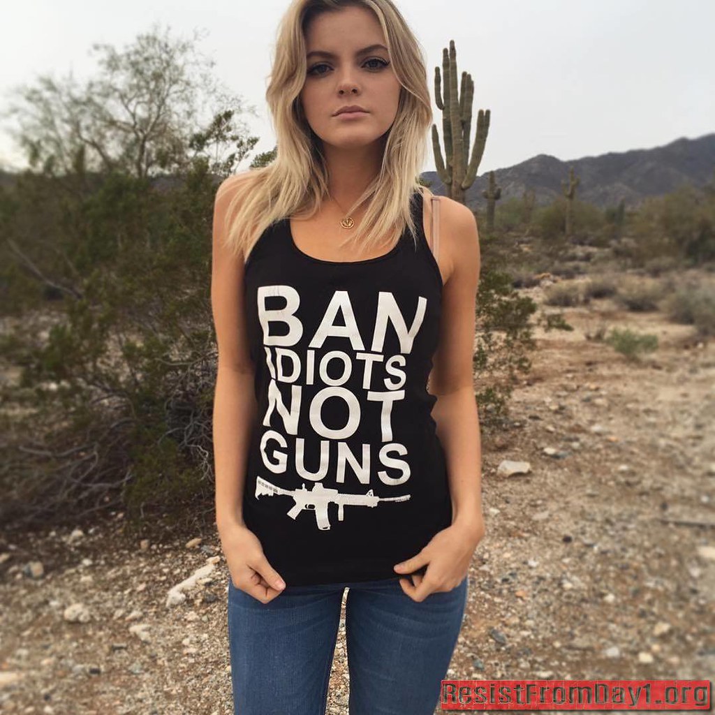 ResistFromDay1.org-trump-maga-sexy-girls-babes-0409